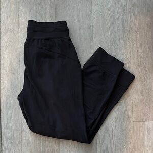 Lululemon women’s joggers